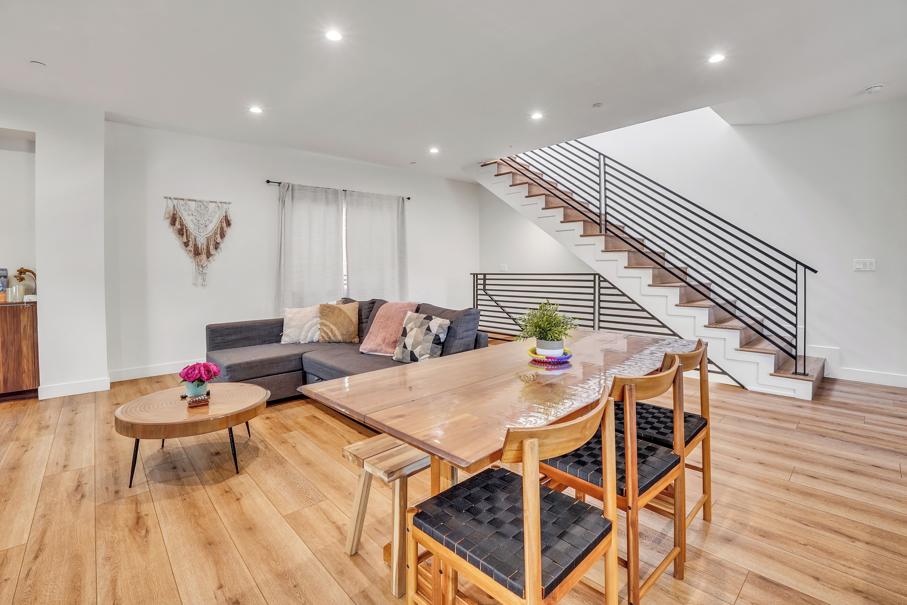 Luxurious Townhome W 3 Master Suites Gated Parking - Los Ángeles