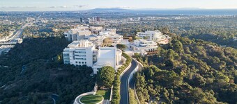 Luxurious Townhome W 3 Master Suites gated Parking