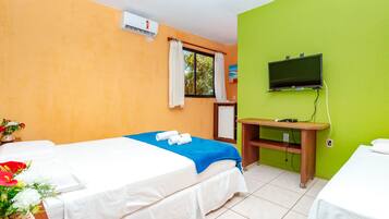 Minibar, wifi gratis y ropa de cama