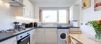 Super Prime City Centre Executive Apartment - Dunfermline