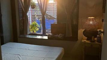 2 bedrooms