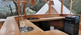 Alone in the world, zen glamping in the heart of the maquis 10km from Corte, calm, nature break