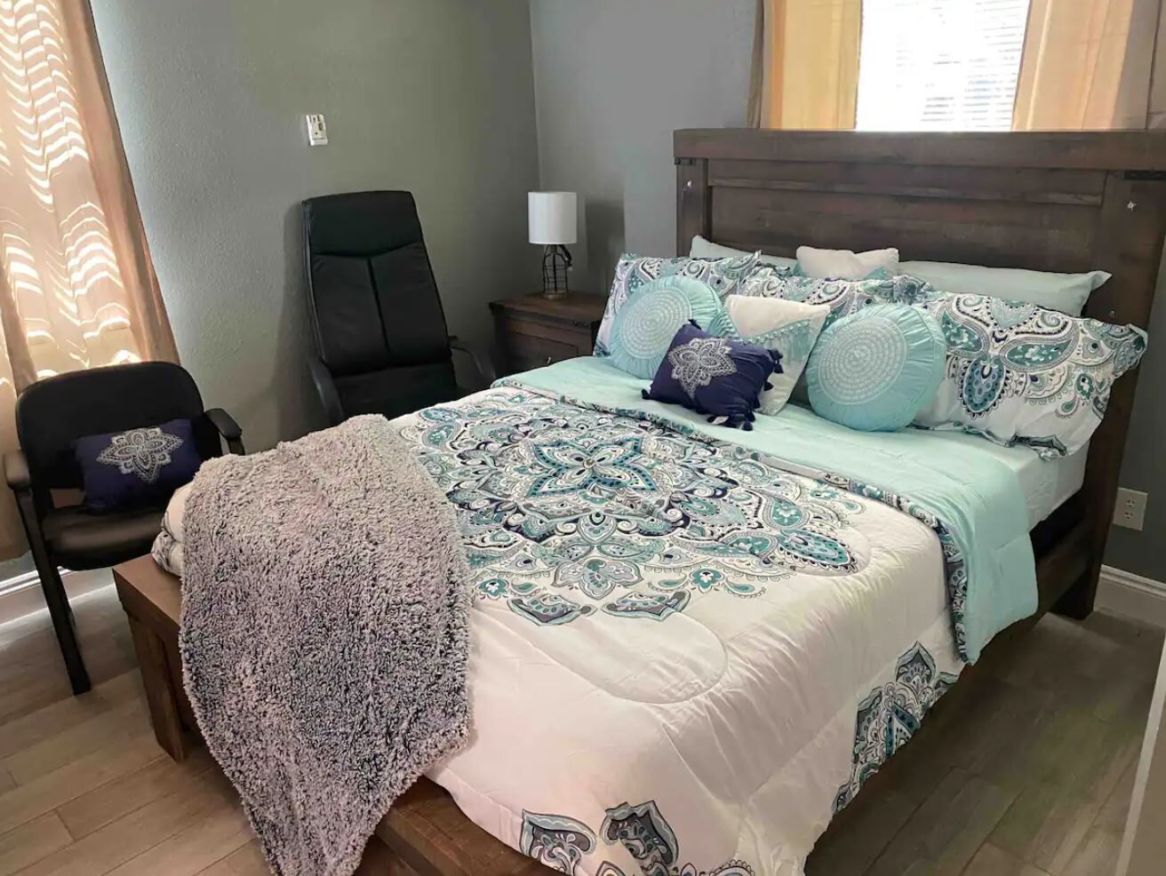 Outpost Cottage - Sleeps 3 Great Price!