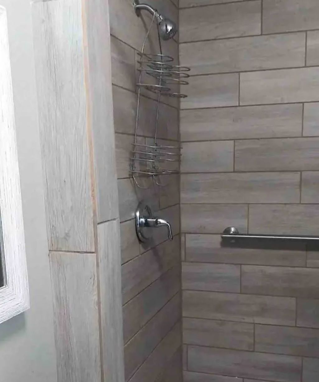 Outpost Cottage - Sleeps 3 Great Price!