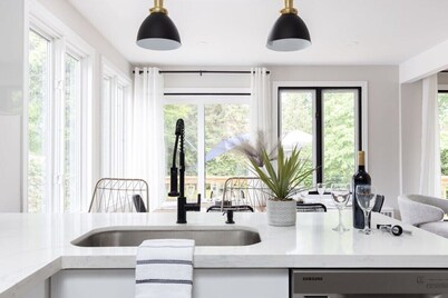 NEW/MODERN - Downtown NOTL - Perfect Location!