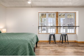 1 bedroom, travel crib, free WiFi, bed sheets