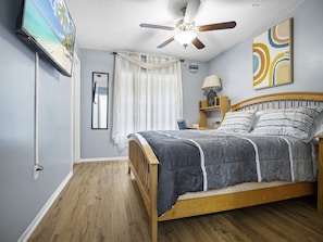 3 habitaciones, escritorio, tabla de planchar con plancha y wifi gratis