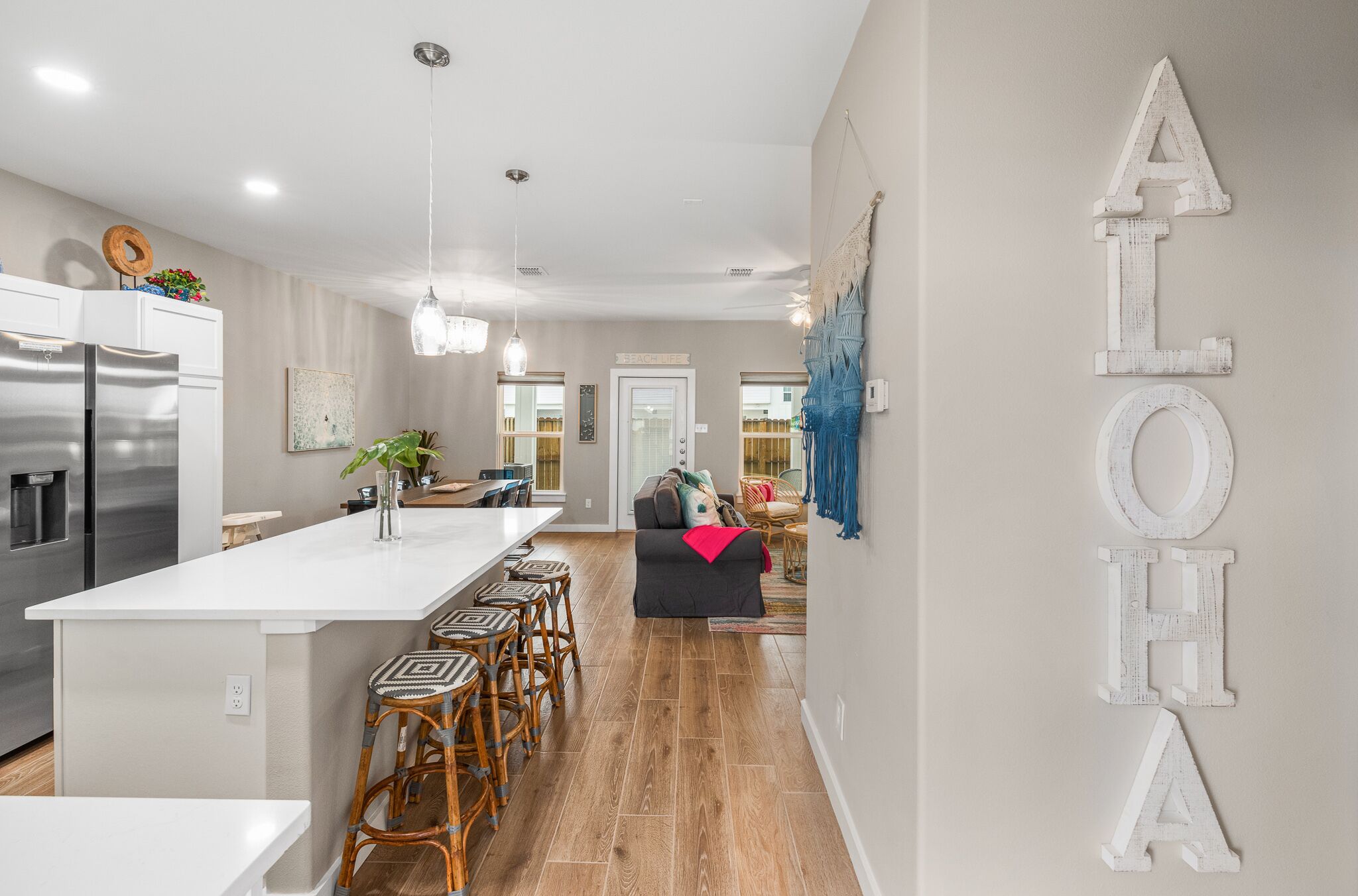 Aloha Hideaway. New Aruba Bay Townhome