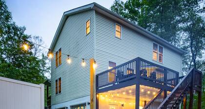 Private Saddleback Retreat - Ultimate Game Room, Hot Tub, Fire Pit