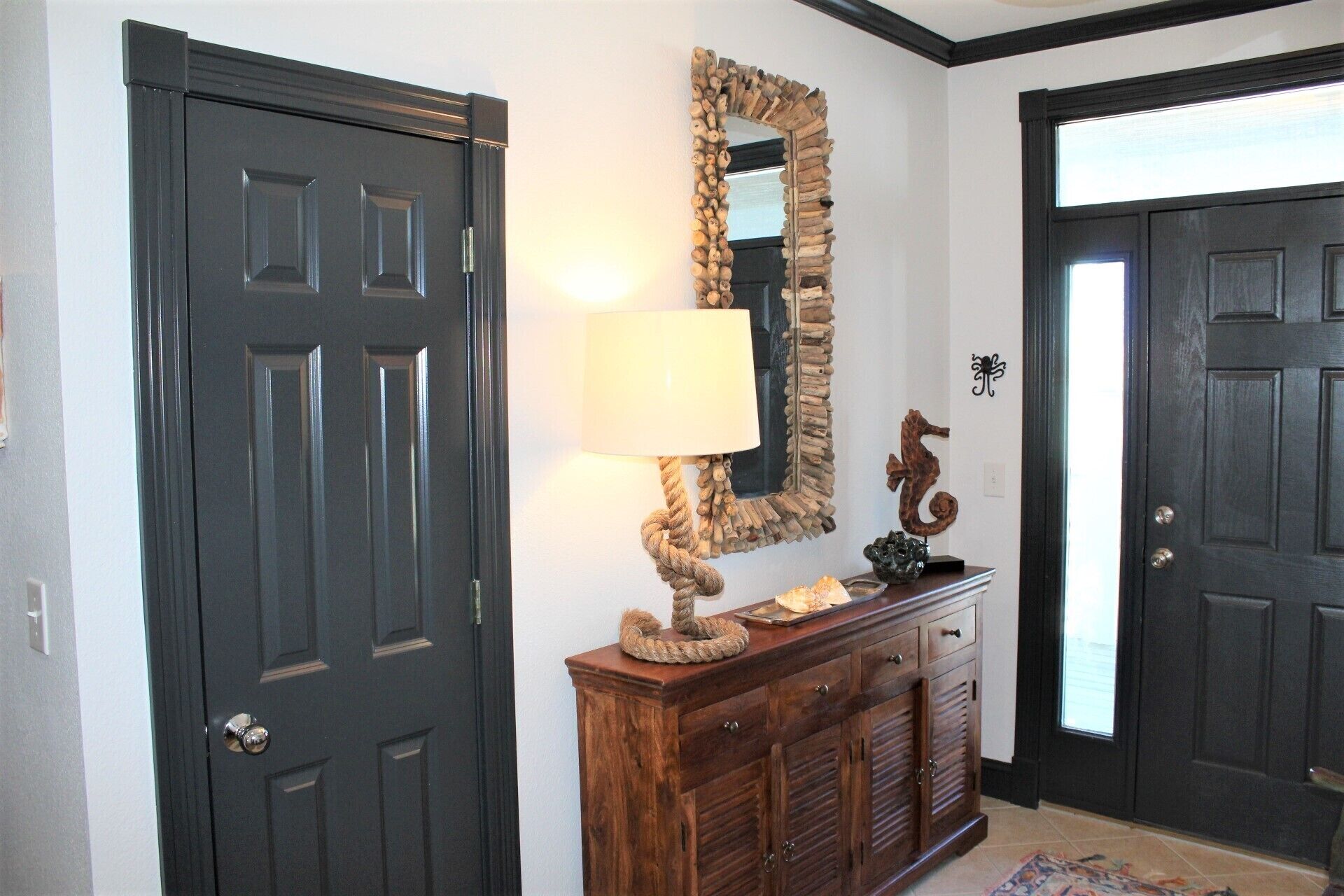 Gulfstream Village 122 | Renovated in 2023 | Marina-Front | 3 King Beds