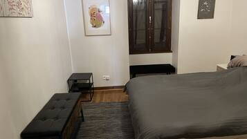 3 camere, ferro/asse da stiro, Wi-Fi gratuito, lenzuola