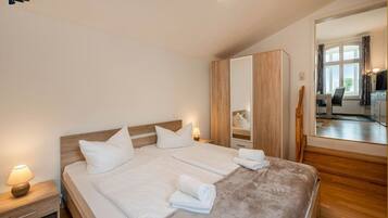 3 Schlafzimmer, Schreibtisch, WLAN