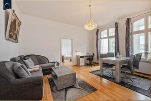 Imagen sin descripción, 4 de 30, botón