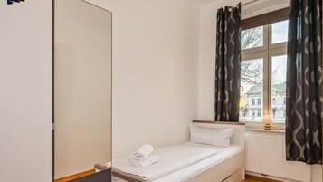 3 Schlafzimmer, Schreibtisch, WLAN