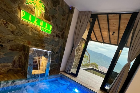 Premier Villa, 1 Bedroom, Hot Tub, Mountain View | Terrace/patio