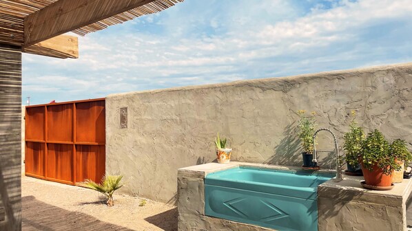 Enceinte de lâhĂ©bergement