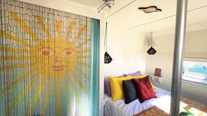 1 bedroom, memory foam beds, bed sheets - Quiet Sanctuary in Downtown Presidio (Presidio)