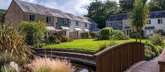 Pebble Cottage, Pendra Loweth