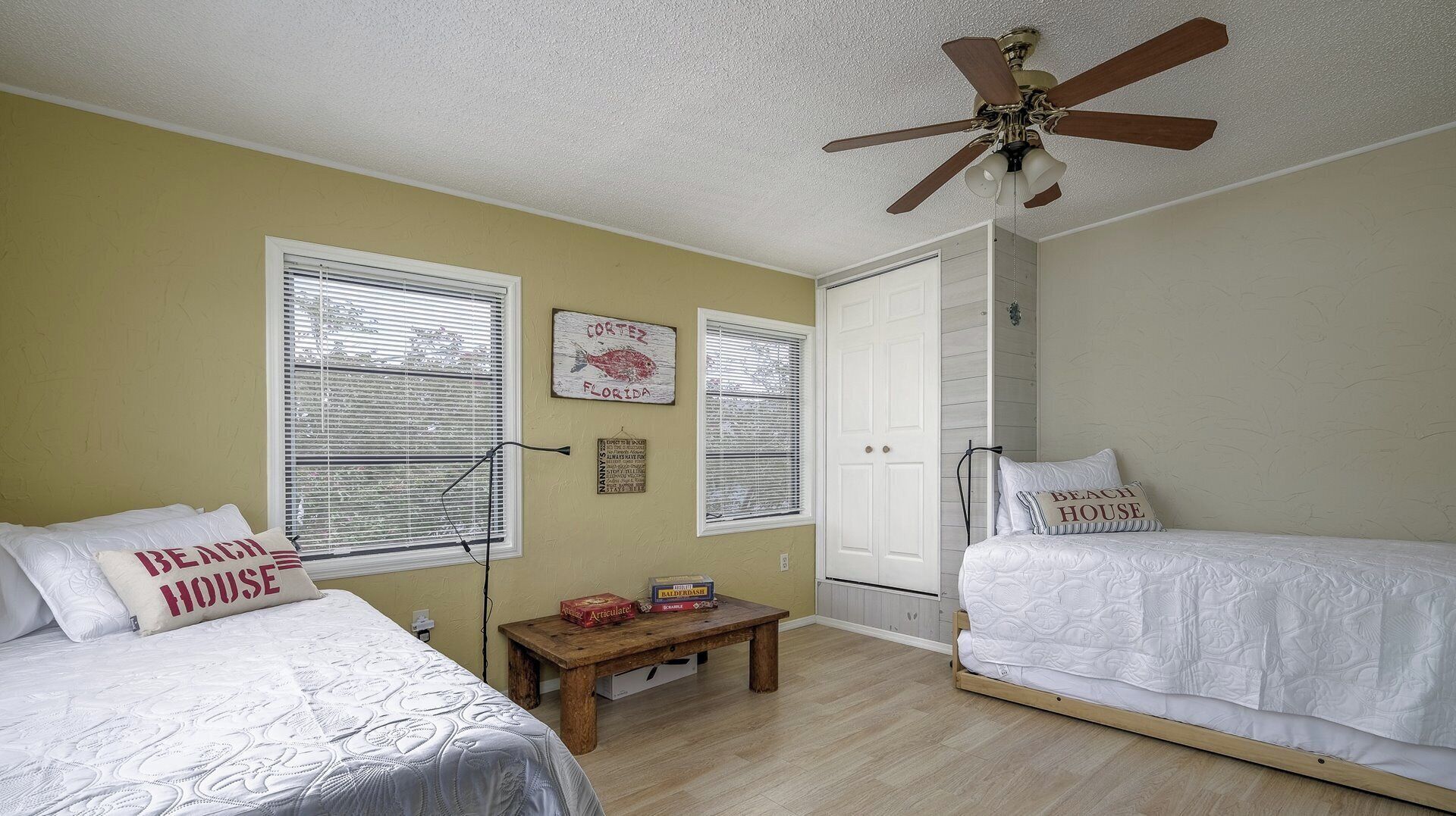 3 habitaciones, tabla de planchar con plancha y wifi gratis 