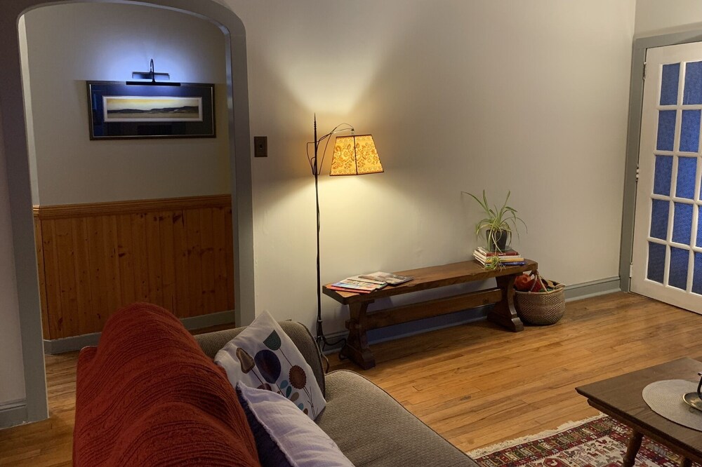 Deluxe cottage retreat!