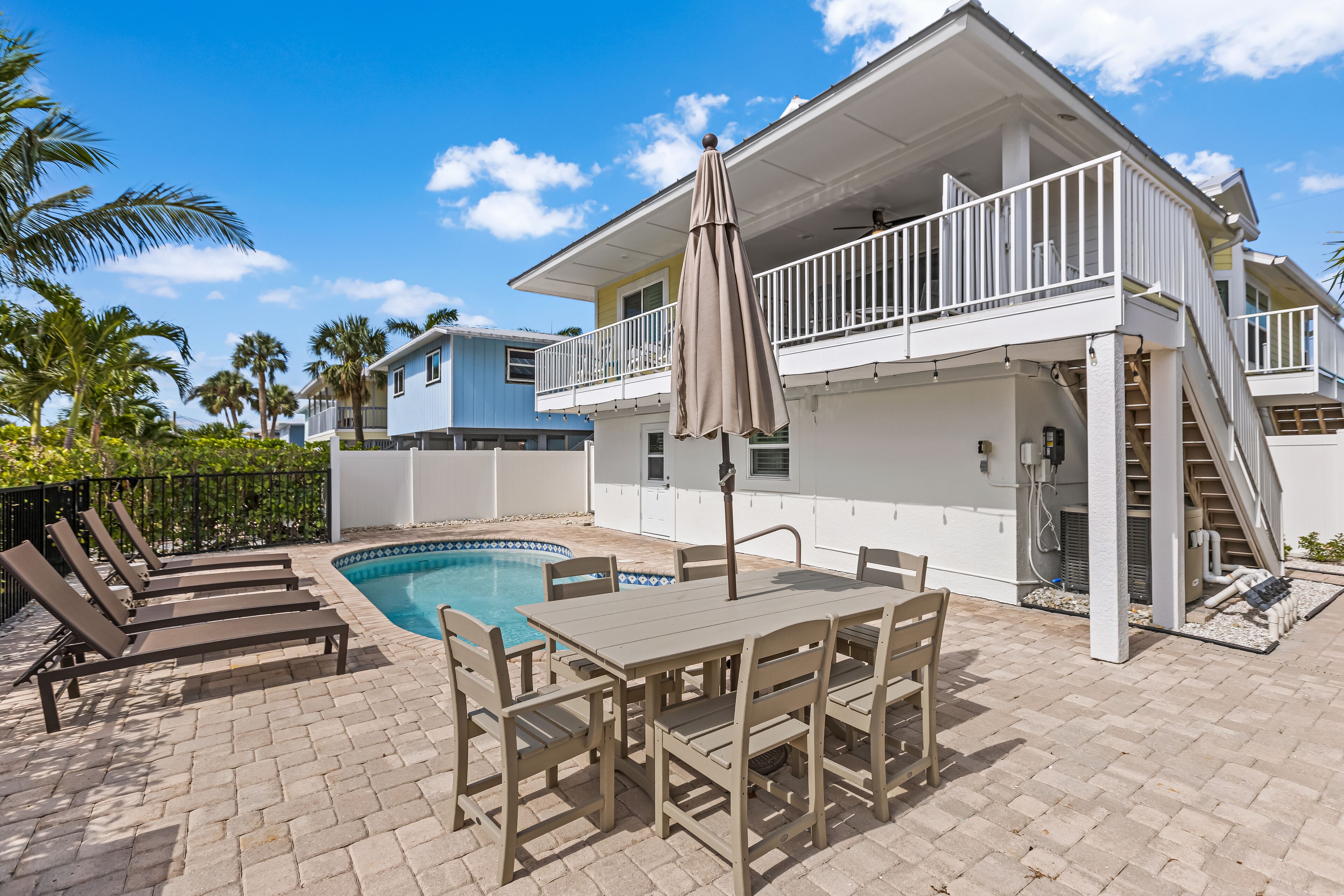 Endless Summer - New Listing