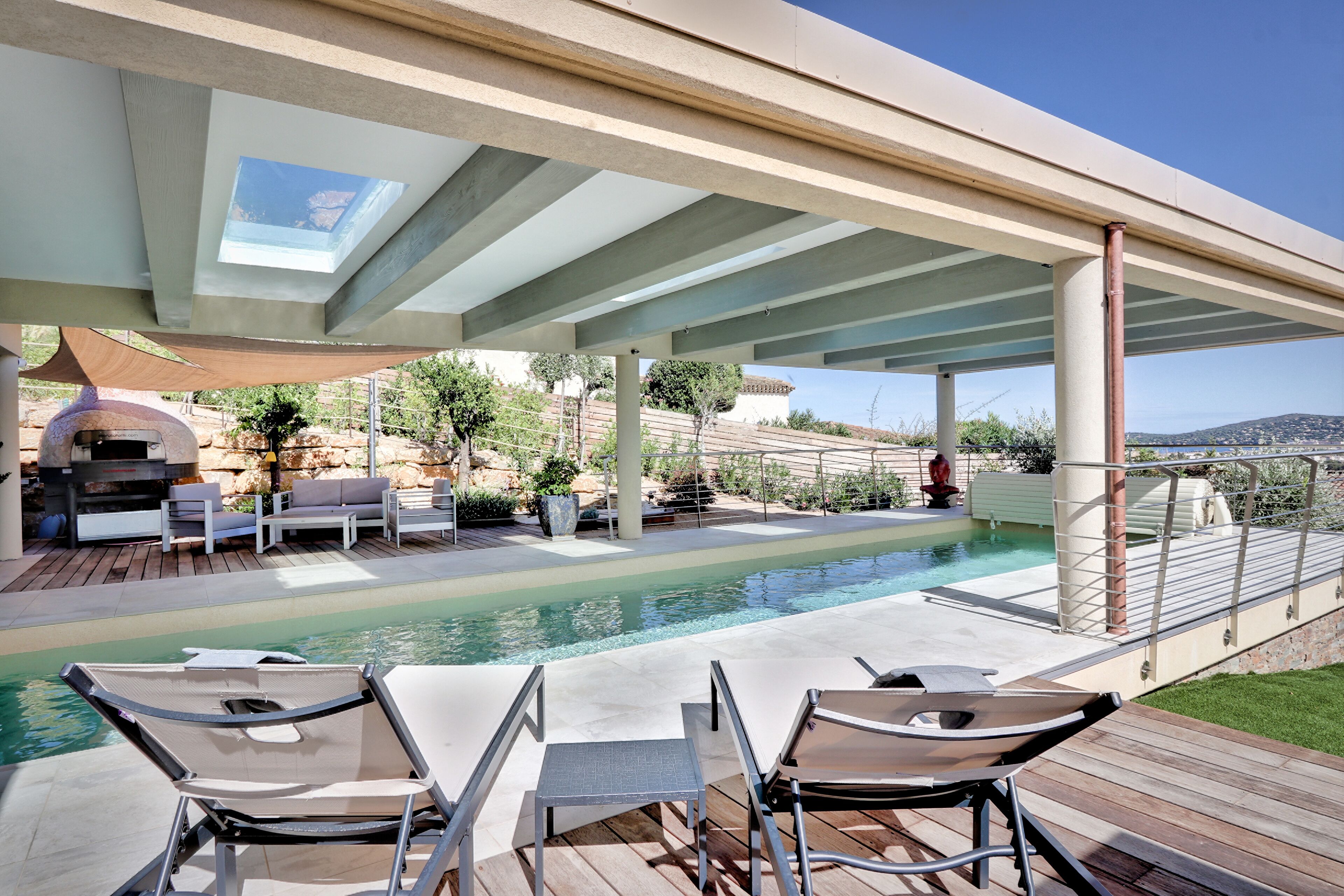 Villa with pool, By the sea and beaches 5 min. Views of the Bay of Saint Tropez
