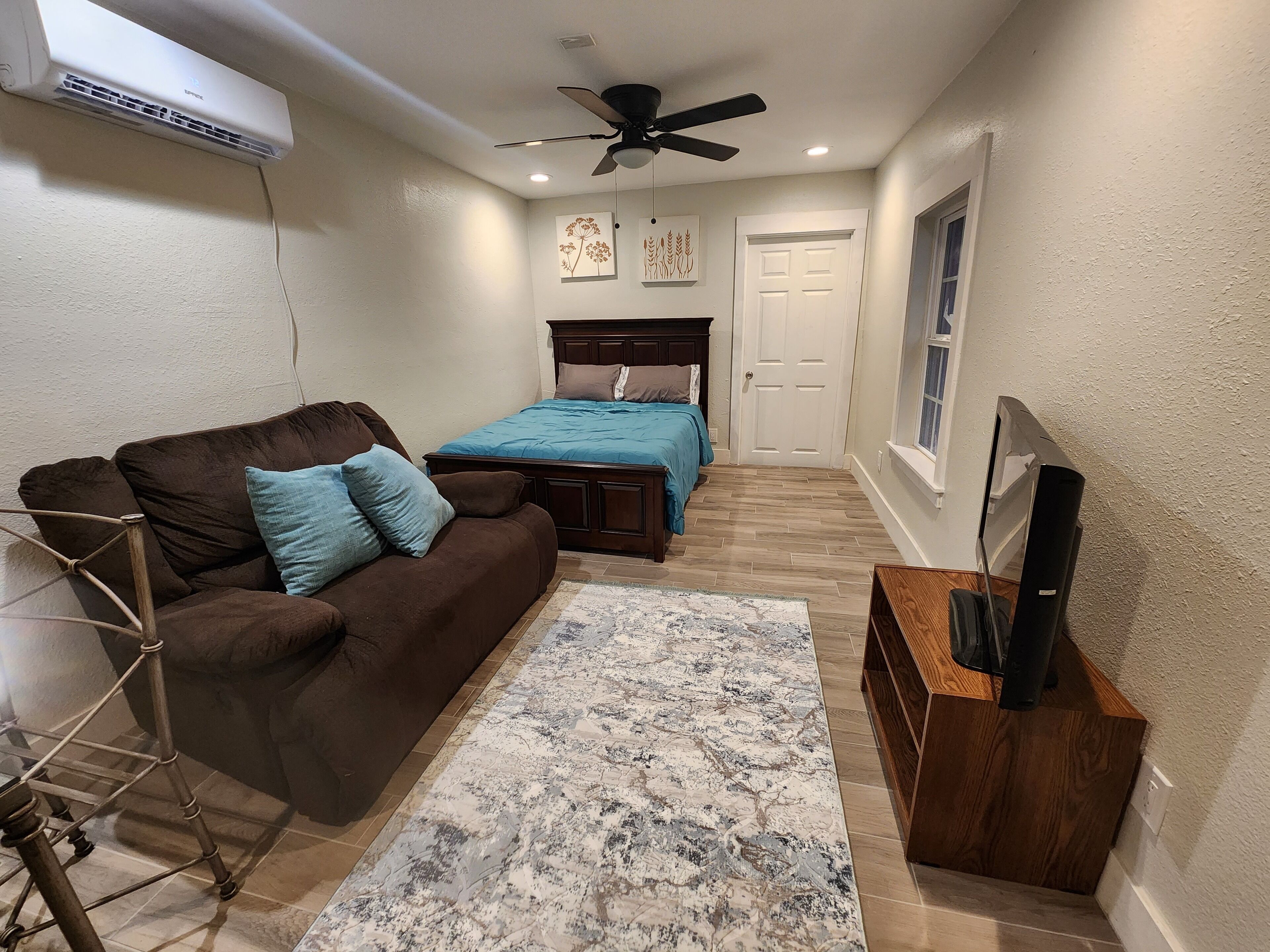 Relax Stay near Hobby