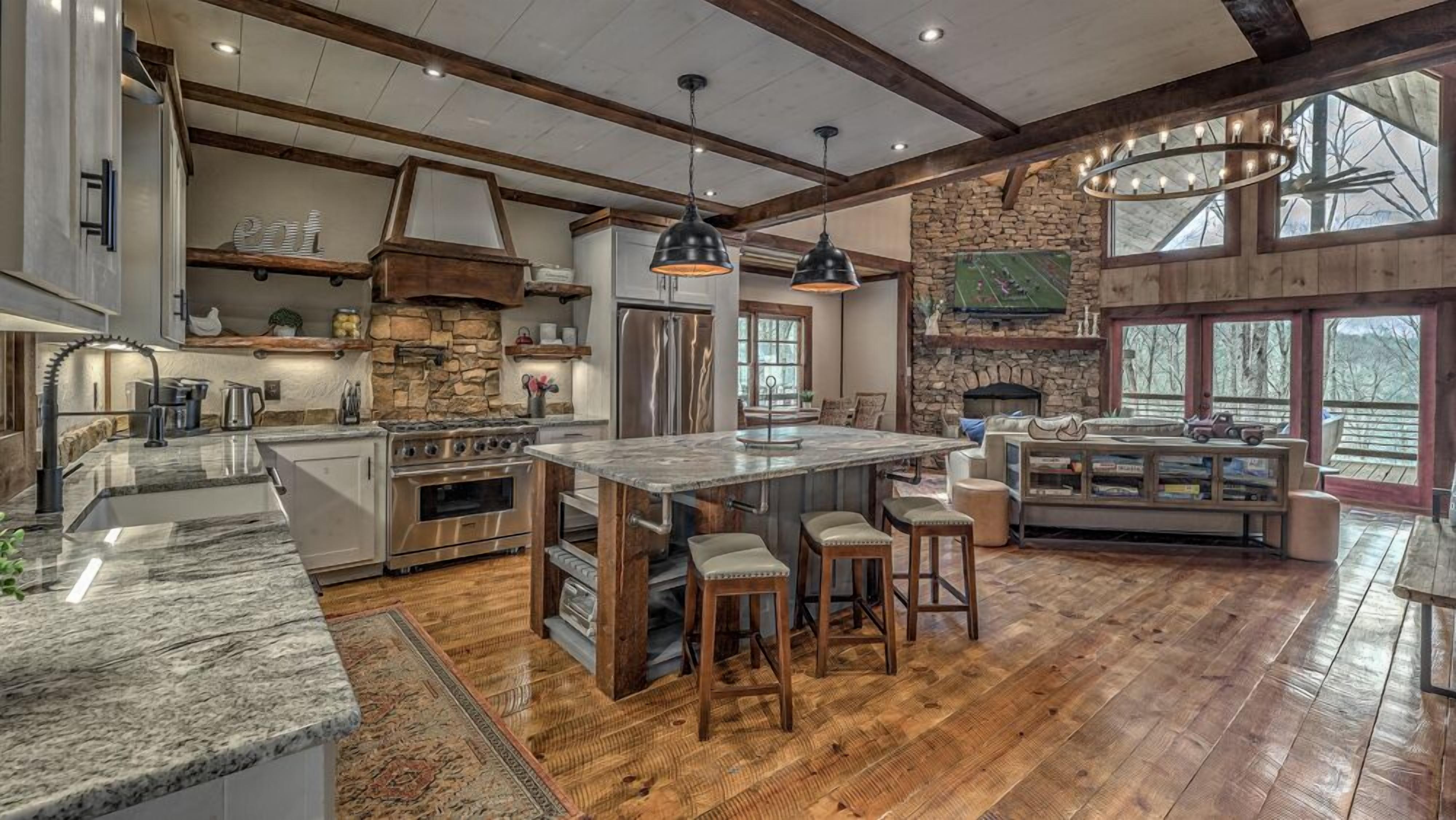 Blue Ridge Escape - Gorgeous Lake Views | Outdoor Living | Hot Tub