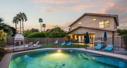 Reel fun! Centrally Located w/ Movie Room, Pool & Hot Tub