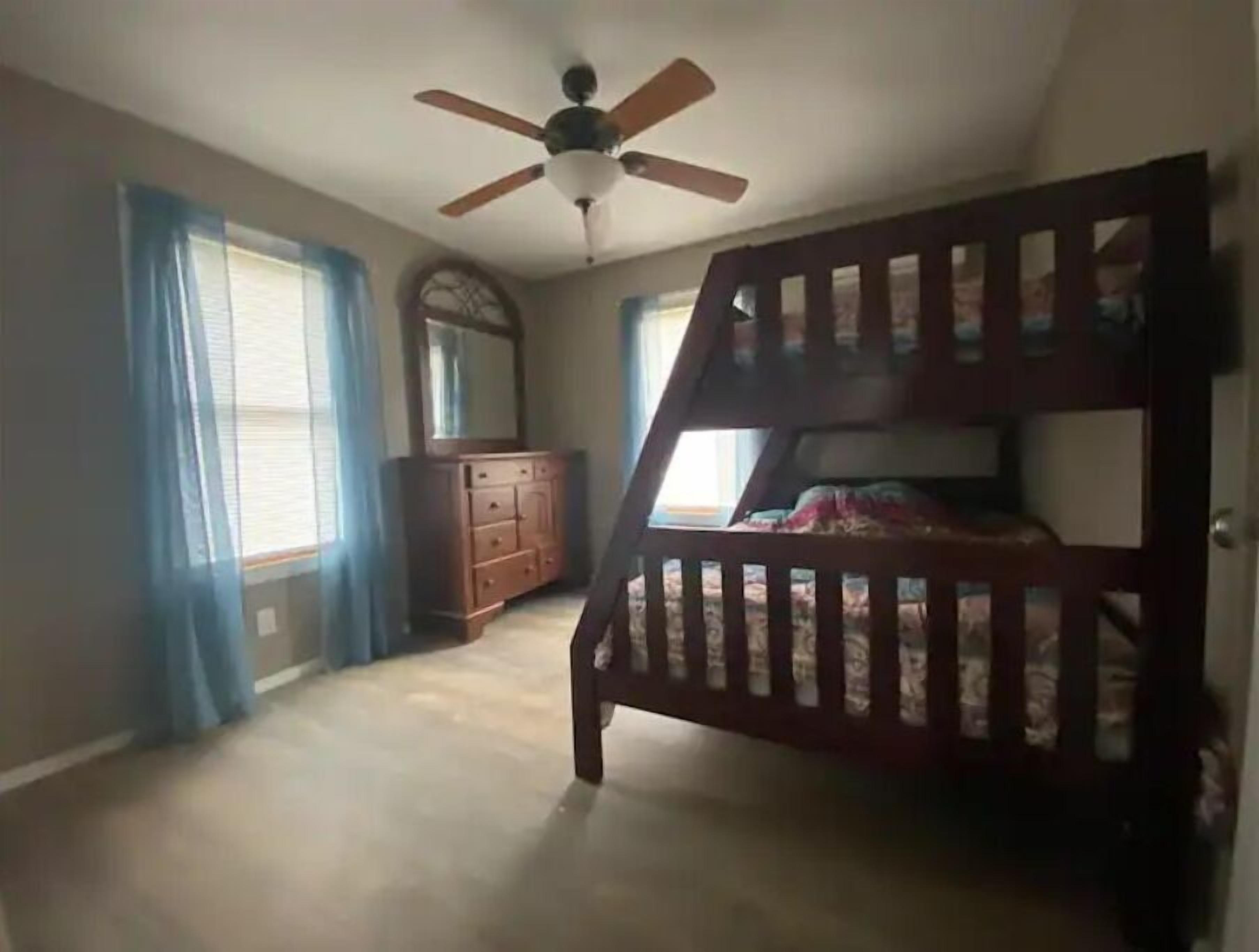 Cedar Point Farm Cabin and Log Home