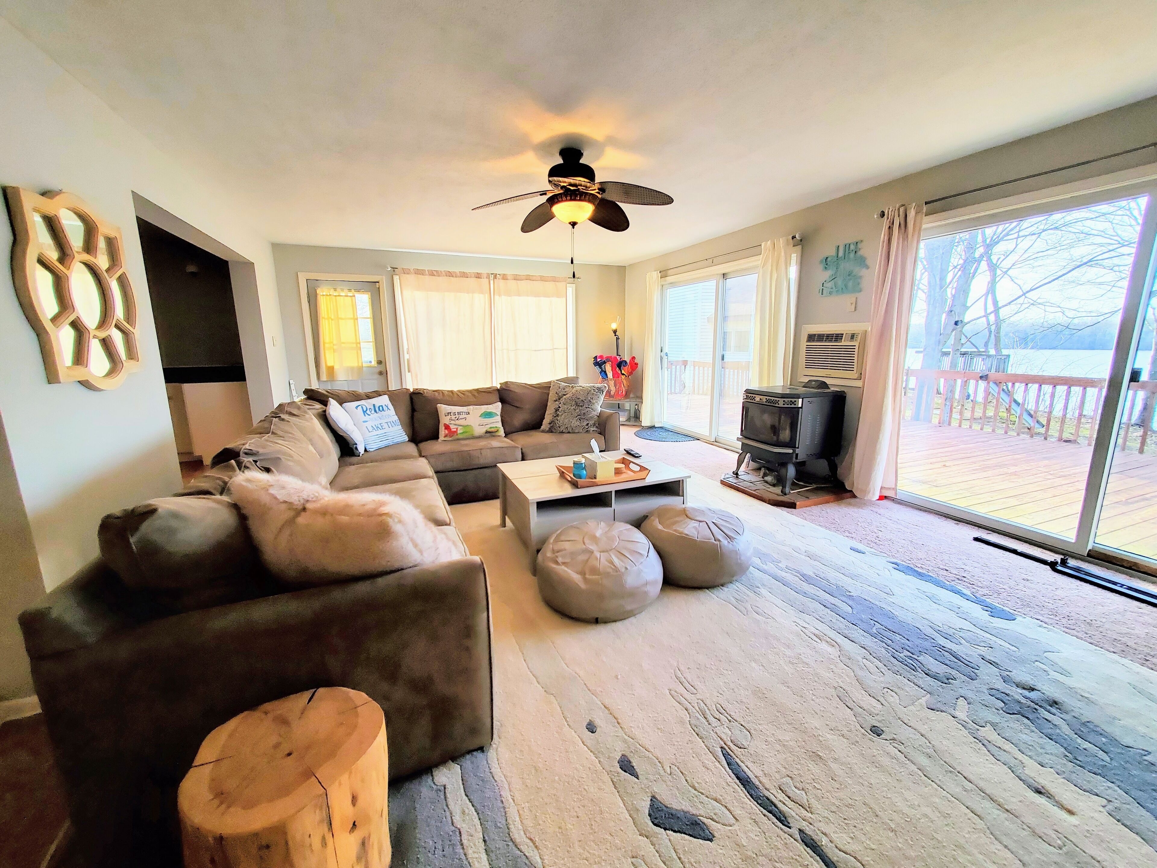 Lakefront Home - Private Dock - Sleeps 20+