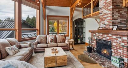 The Mansion- Exclusive Private Estate on 5 Pristine Acres