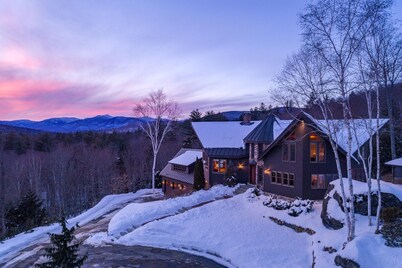 The Mansion- Exclusive Private Estate on 5 Pristine Acres