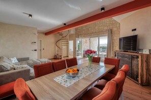 Dining - Villa Augusta with Large Private Pool (Malinska)