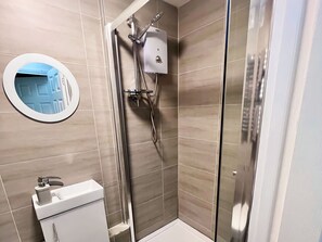Apartment, eigenes Bad, Meerblick (beach court) | Badezimmer