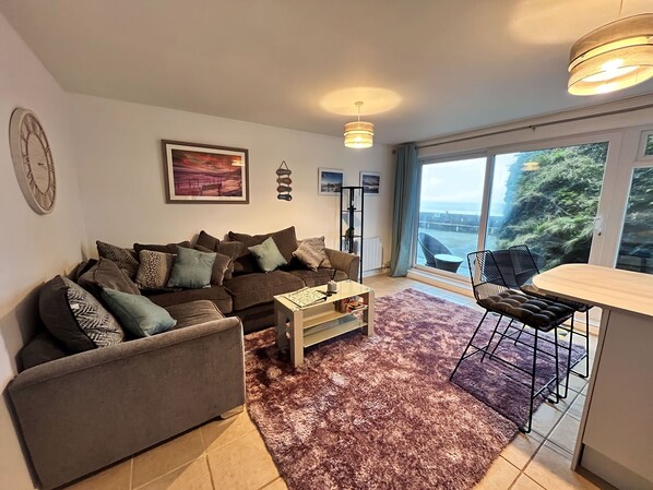 Apartment, Private Bathroom, Sea View (beach court) | Lounge - Beach Court Apartment (Saundersfoot)