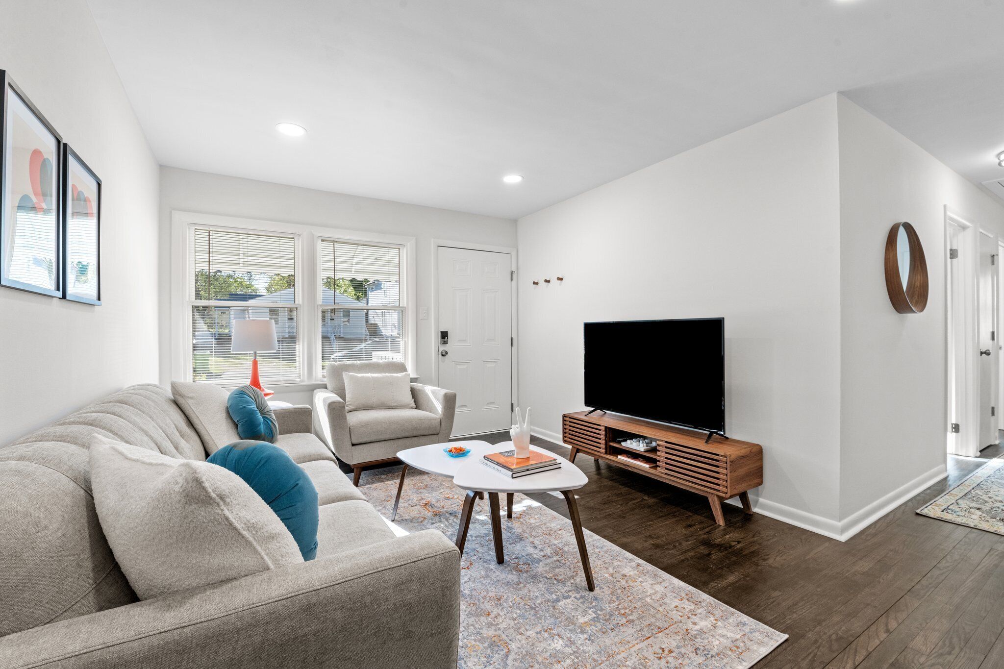 Smart TV, music library