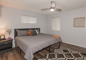 3 Schlafzimmer, Bügeleisen/Bügelbrett, WLAN, Bettwäsche