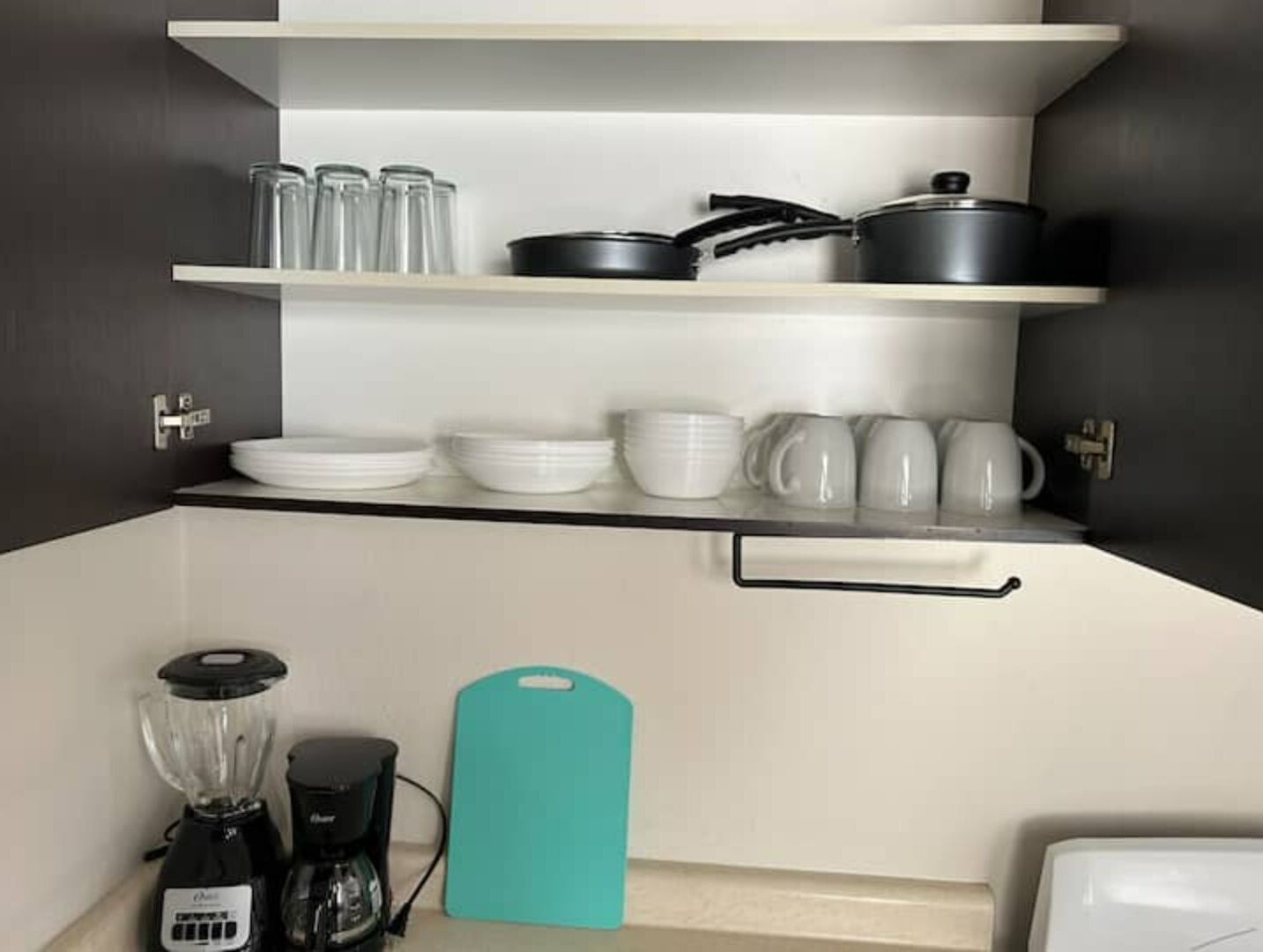 Relaxing house with pool & self check-in