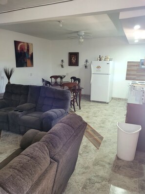 TV, video games, DVD player, table football - Beautiful 2 story apartment perfect for your getaway! (Puerto Peñasco)