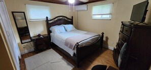1 chambre, bureau, fer et planche à repasser, Wi-Fi gratuit