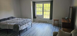 1 chambre, bureau, Wi-Fi, draps fournis