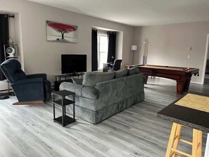 Télévision, espaces bureaux