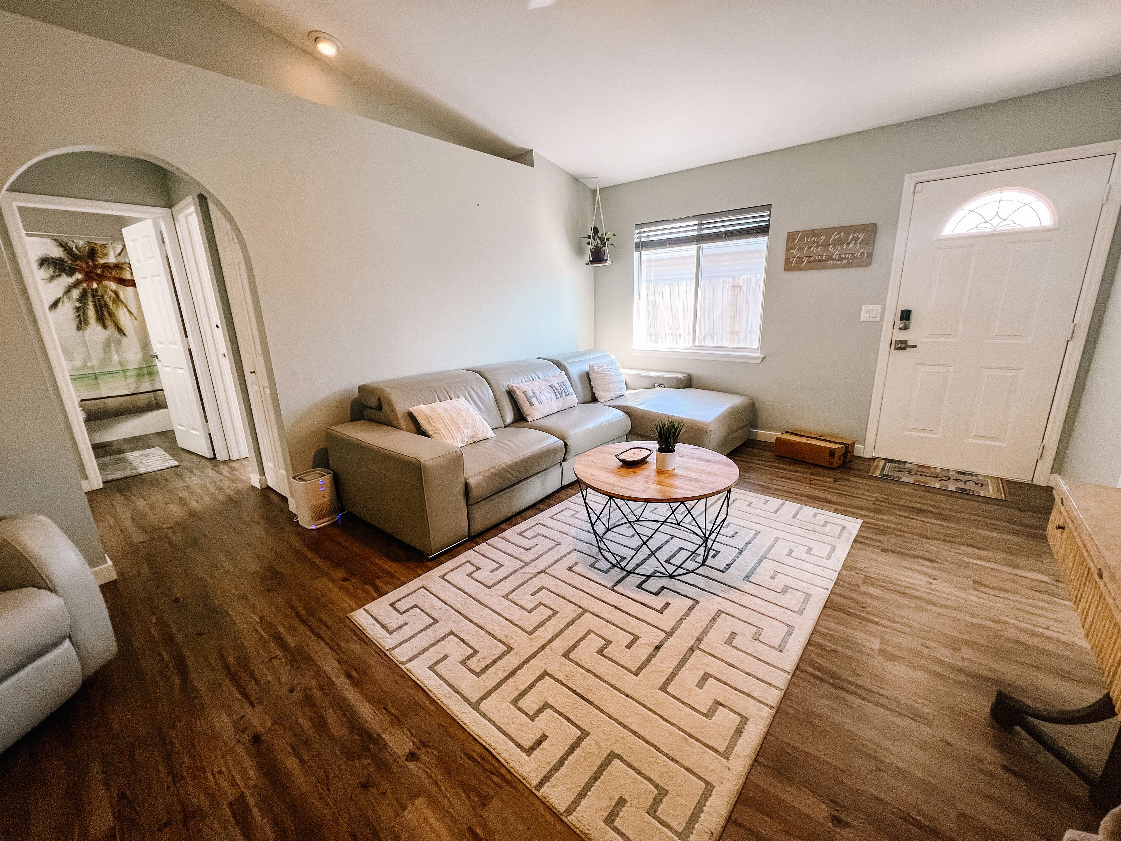 Cozy Home in Heart of Estero