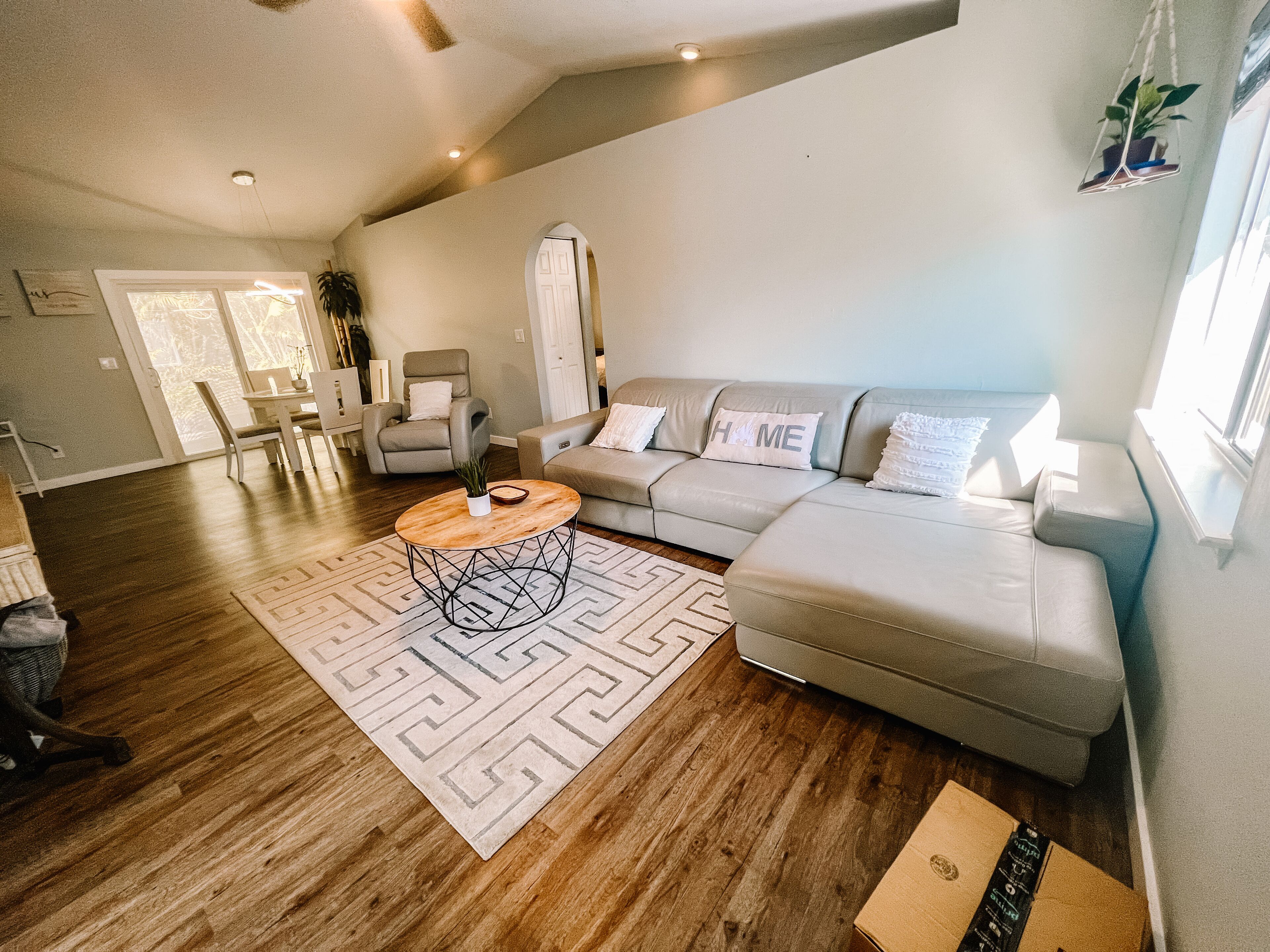 Cozy Home in Heart of Estero