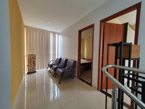 Interior - Duplex House Iriri Bathtub and Pool (Anchieta)