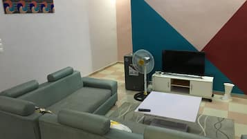 Family Apartment | Living area | LED TV, offices