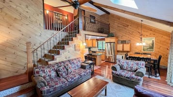 Smart-TV, peis, fotballspill og bøker