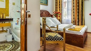 Habitación clásica doble | Cortinas opacas y sistema de insonorización