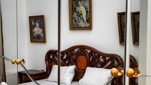 Cortinas opacas y sistema de insonorización